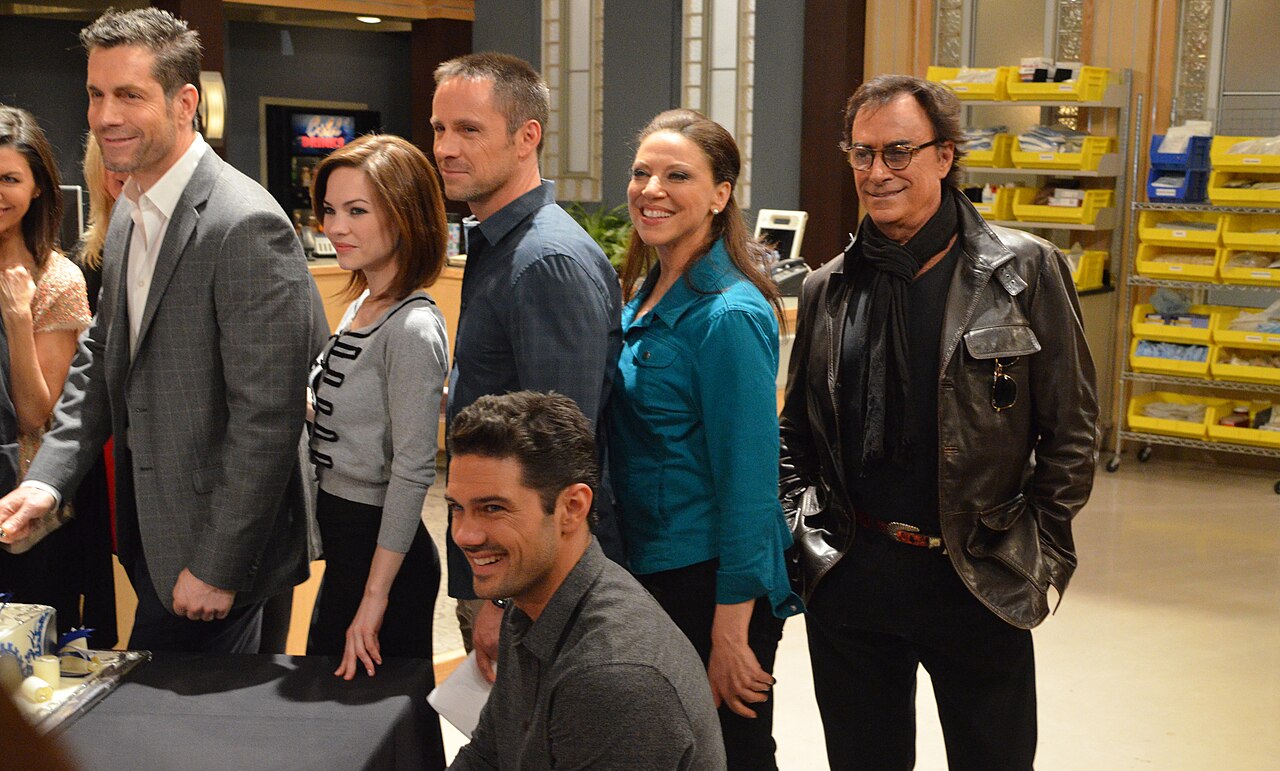 General Hospital cast members at a 2014 event